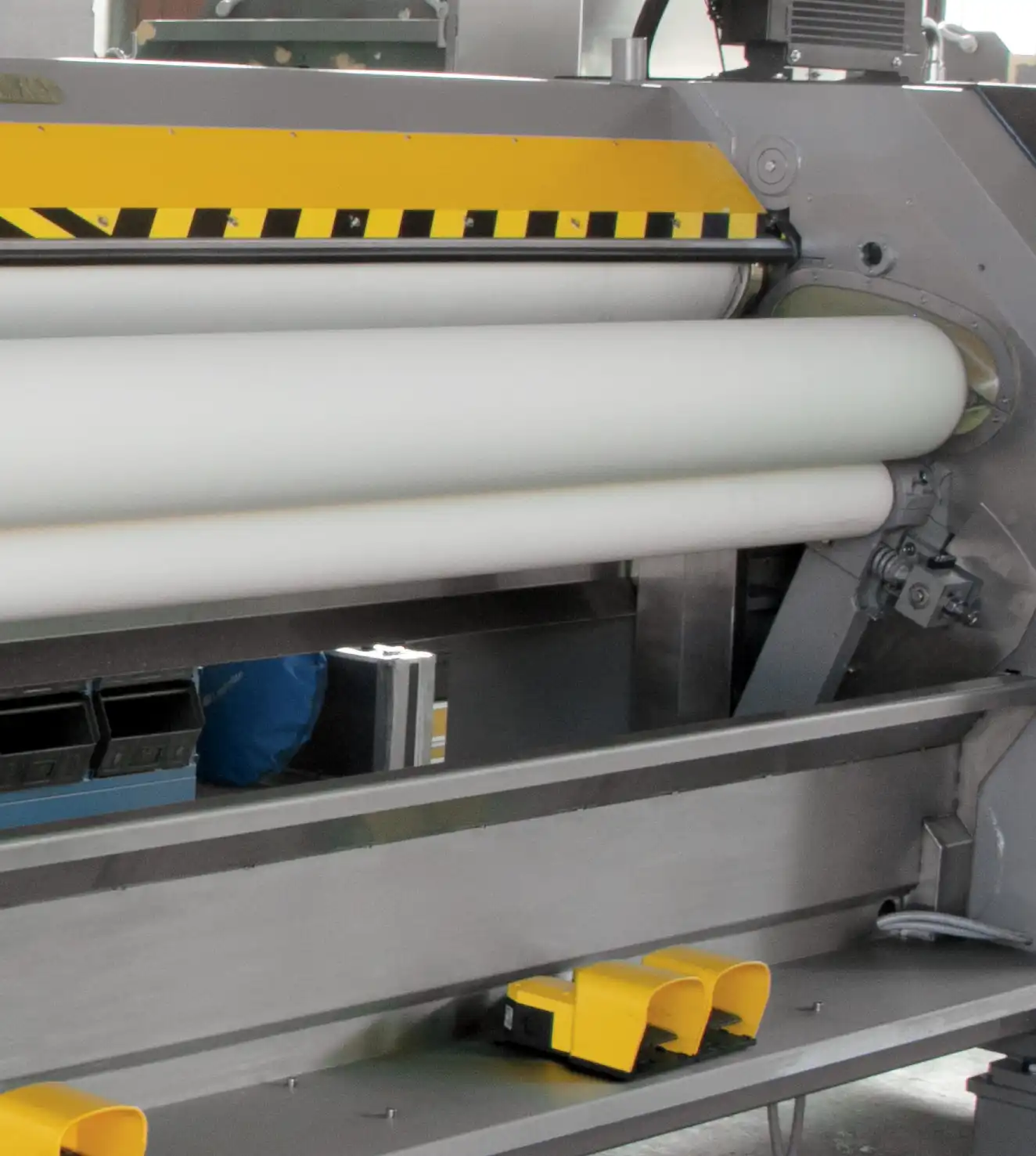 Particolare versione RA con cilindro pressatore a feltro